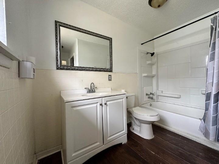 Residential/Sale/House/Duplex